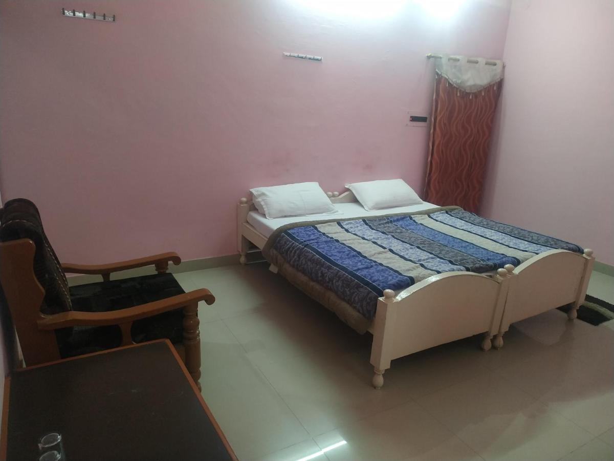 Hotel Shri Mahant Orchha 5 Mint Walking From Ram Raja Temple Екстер'єр фото