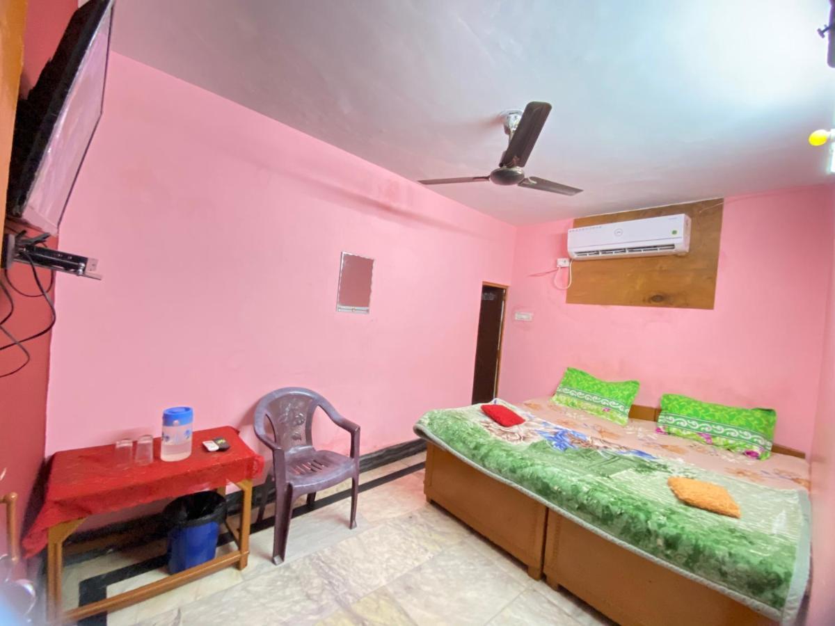 Hotel Shri Mahant Orchha 5 Mint Walking From Ram Raja Temple Екстер'єр фото