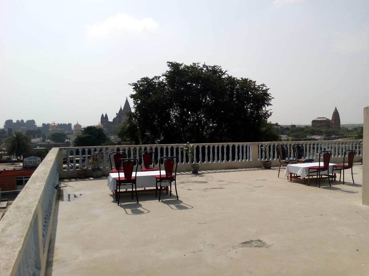Hotel Shri Mahant Orchha 5 Mint Walking From Ram Raja Temple Екстер'єр фото